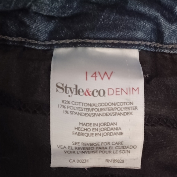 Style & Co. Blue Cropped Ankle Jeans - Picture 7 of 7